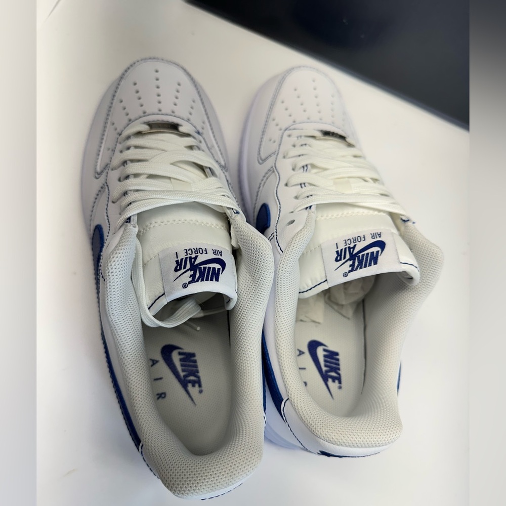 Nike Air Force 1 Low '07 LV8 White Deep Royal Blue - Picture 6 of 7